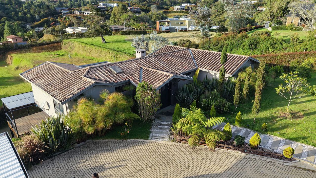 Casa a la venta en alto de palmas