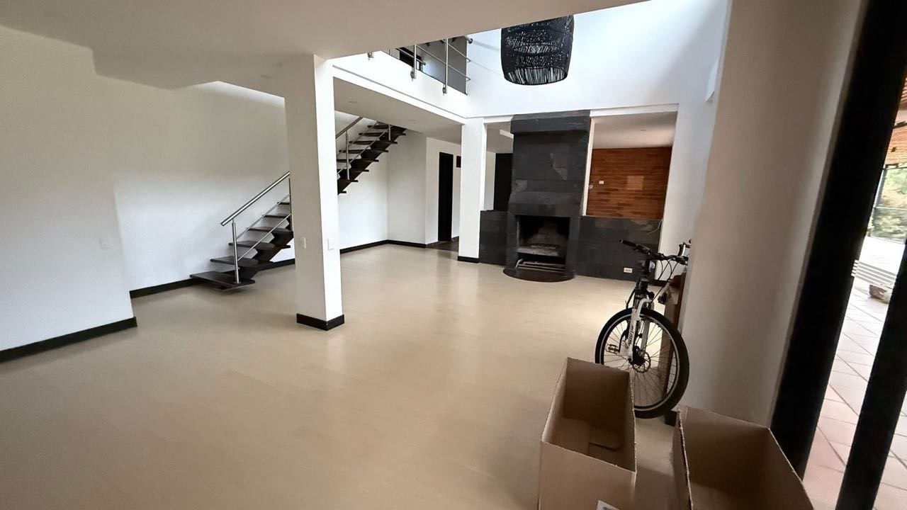 Casa a la venta en alto de palmas