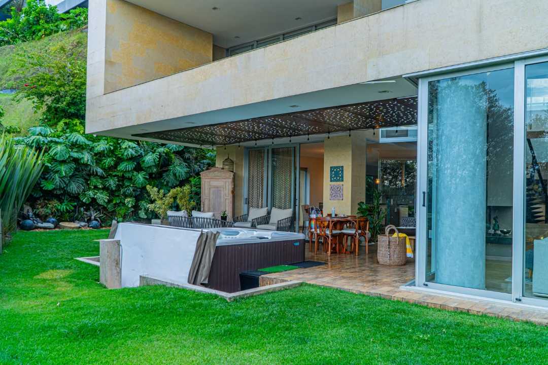 Casa a la venta Poblado La Calera CV1