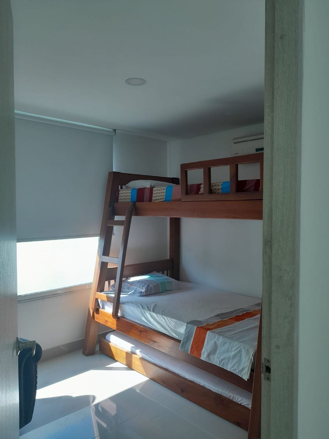 CASA AMOBLADA EN ARRIENDO EN CRESPO - CARTAGENA