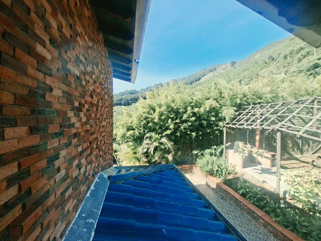 Casa campestre en las Palmas Poblado LP