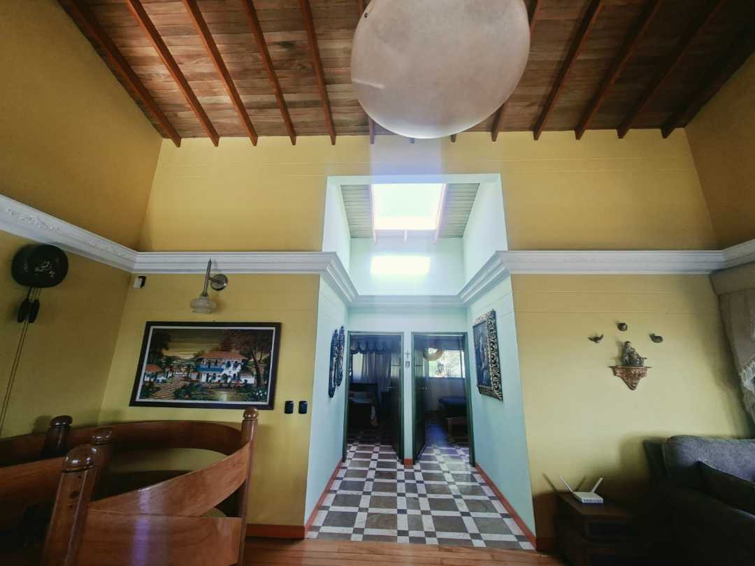 Casa campestre en las Palmas Poblado LP