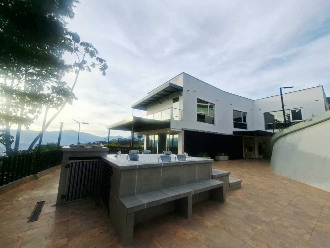 Casa campestre Palmas sector exclusivo alto valor PM