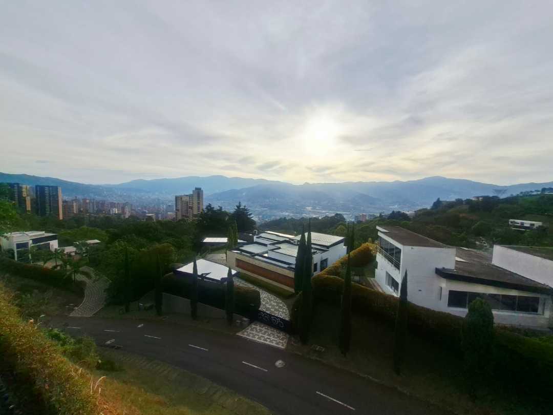 Casa campestre Palmas sector exclusivo alto valor PM