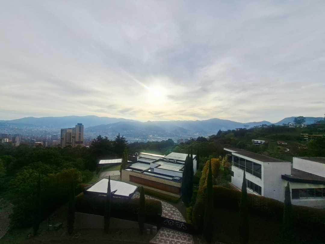Casa campestre Palmas sector exclusivo alto valor PM