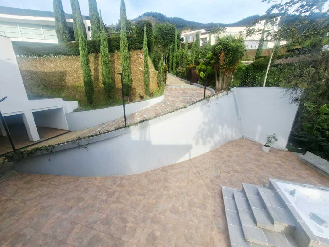 Casa campestre Palmas sector exclusivo alto valor PM