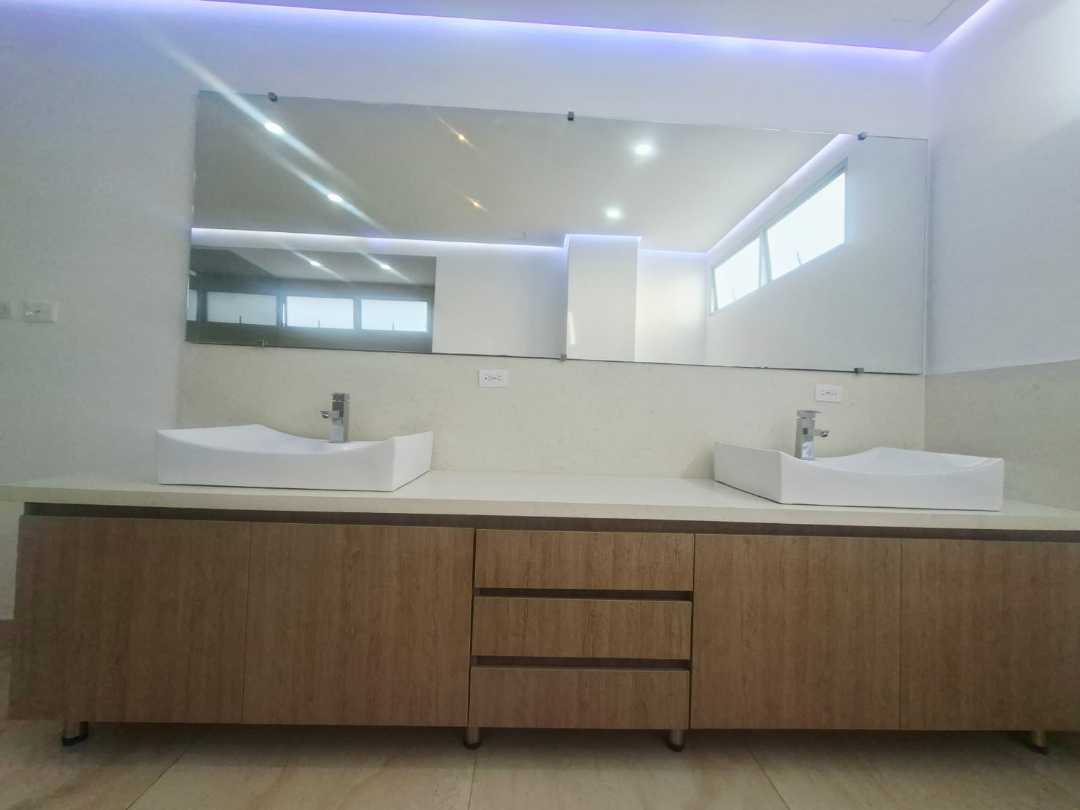 Casa campestre Palmas sector exclusivo alto valor PM