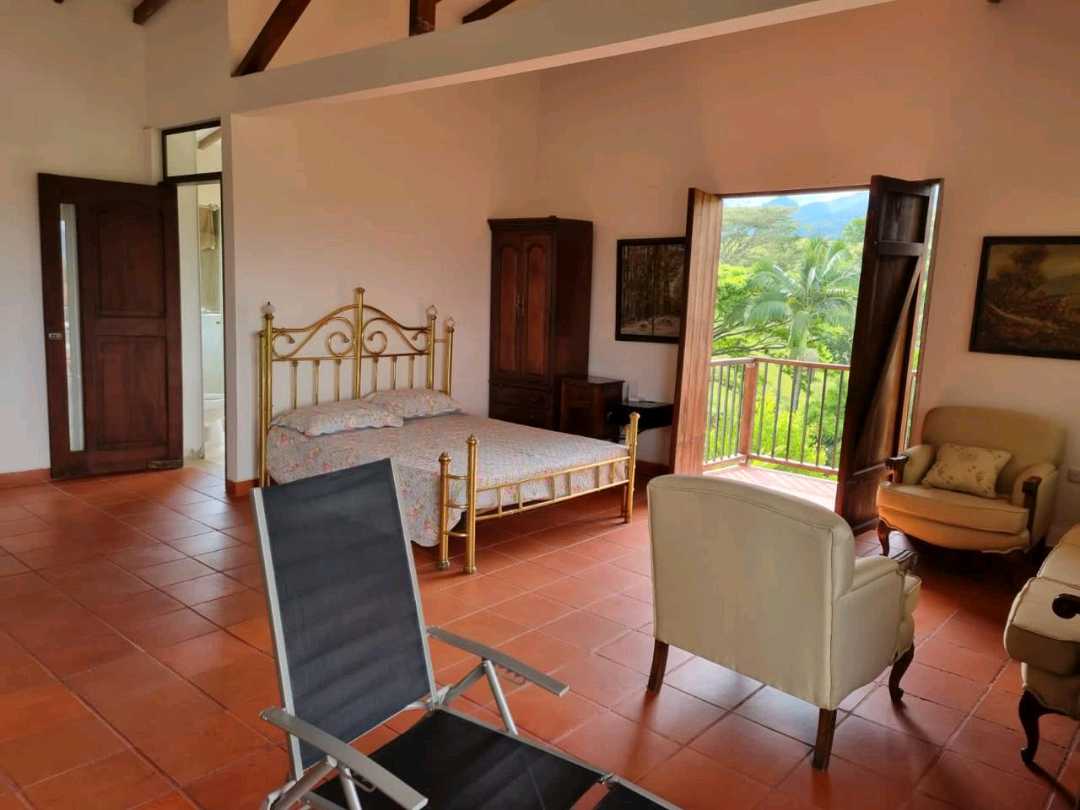 Amplia y acogedora casa campestre ubicada en Viterbo- Caldas 