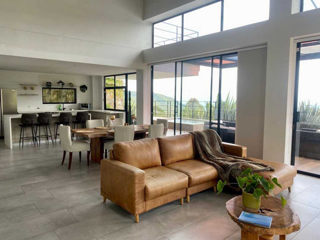 CASA AMOBLADA DE LUJO EN RENTA ENVIGADO SECTOR EL ESCOBERO  — foto 2 de 25