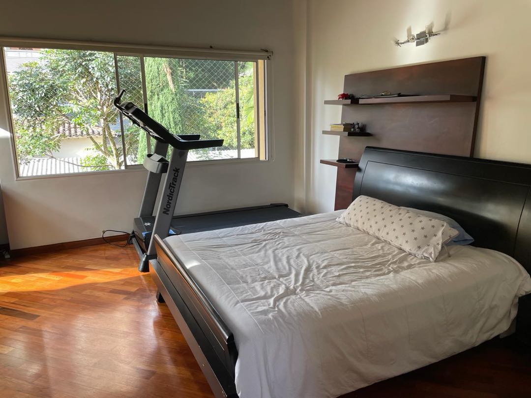 Casa en venta Castropol, El Poblado - Medellín