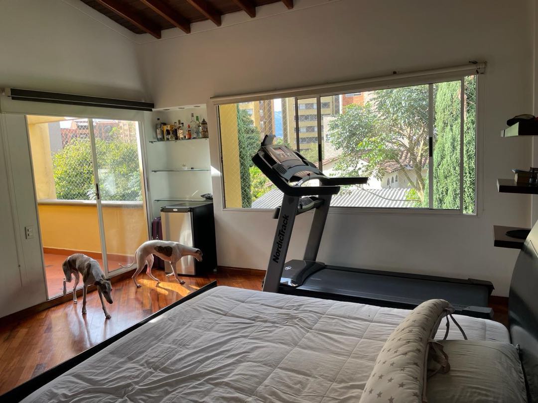 Casa en venta Castropol, El Poblado - Medellín