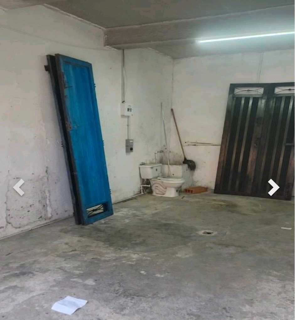 Casa Comercial con Local para Arriendo en Prado Centro