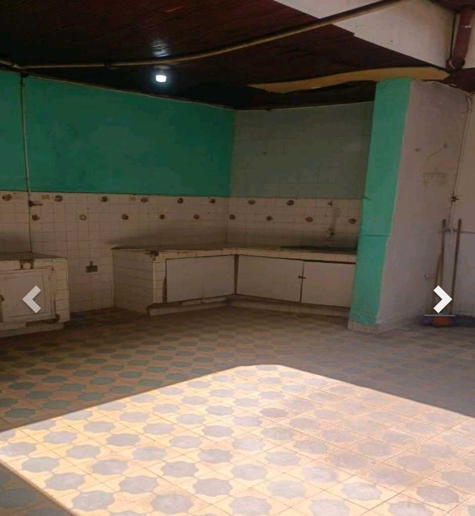 Casa Comercial con Local para Arriendo en Prado Centro