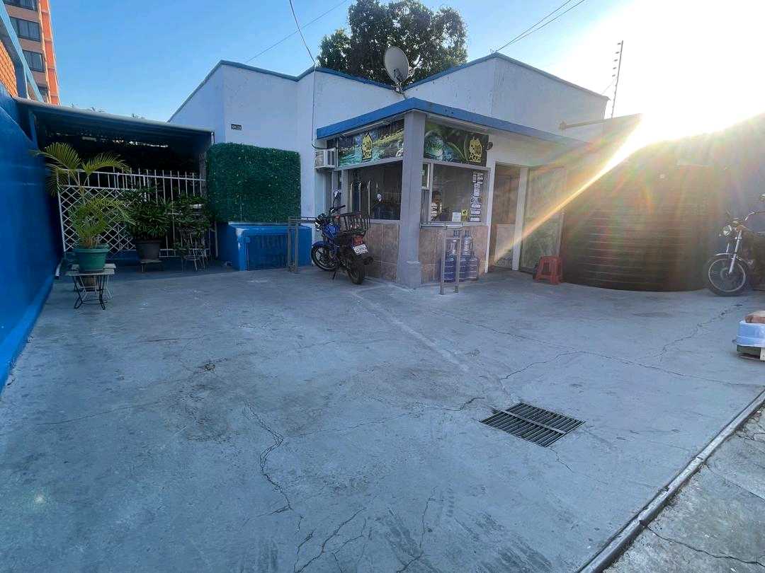 Casa comercial en venta Urb La Alegria Valencia Carabobo MRG-9730143 - Foto 2