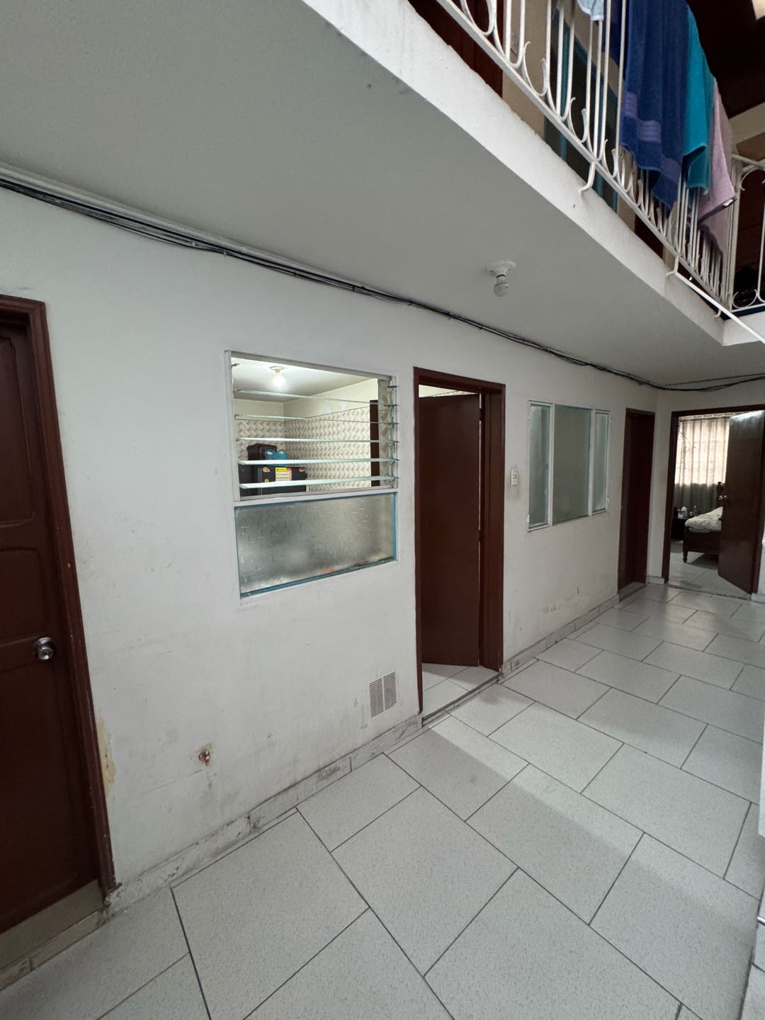 Casa con lote de 7x47