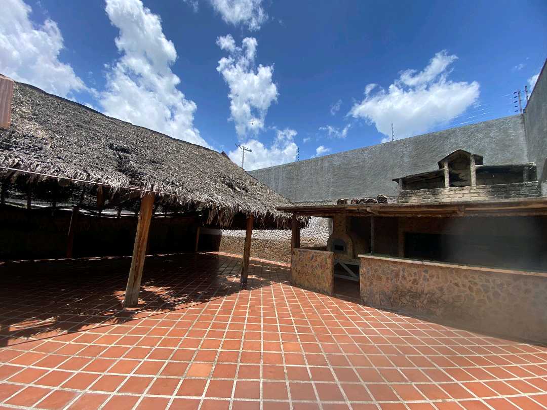 Casa con terreno Centro Tinaquillo TU-9363995 - Foto 3