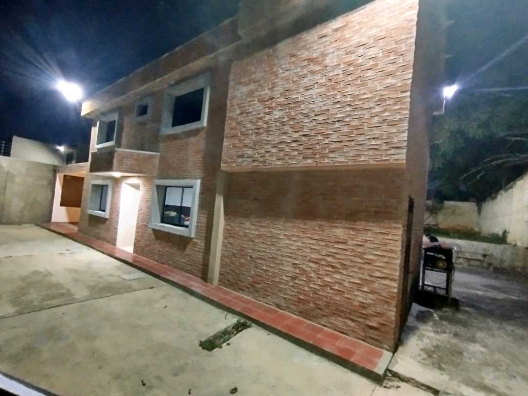 CASA EN VENTA EN COLINAS DE GUATAPARO VALENCIA VENEZUELA MP-8370340 - Foto 3