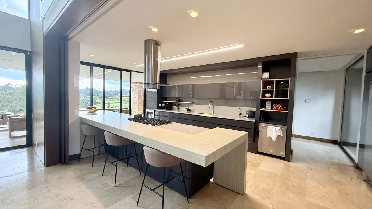 Casa de lujo en venta en El Alto de Las Palmas, Envigado