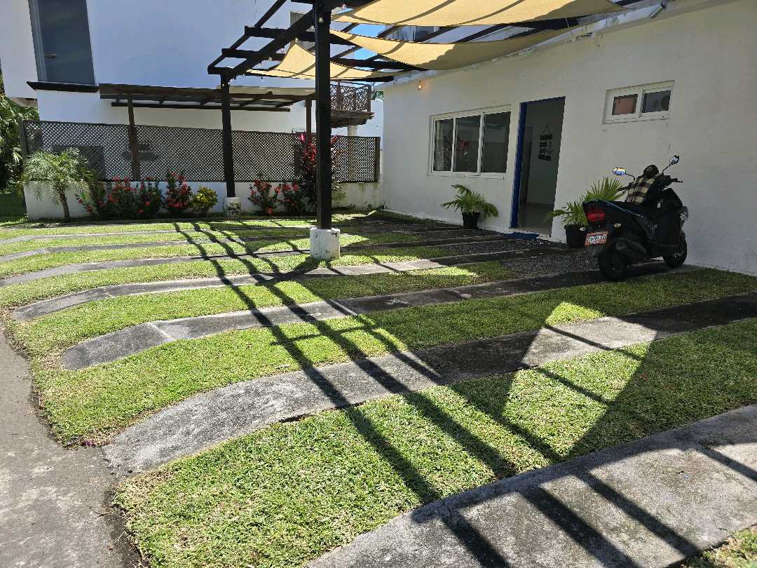 CASA DE PLAYA EN VENTA, Carr. a Monterrico km 5.2 - Miniatura 29