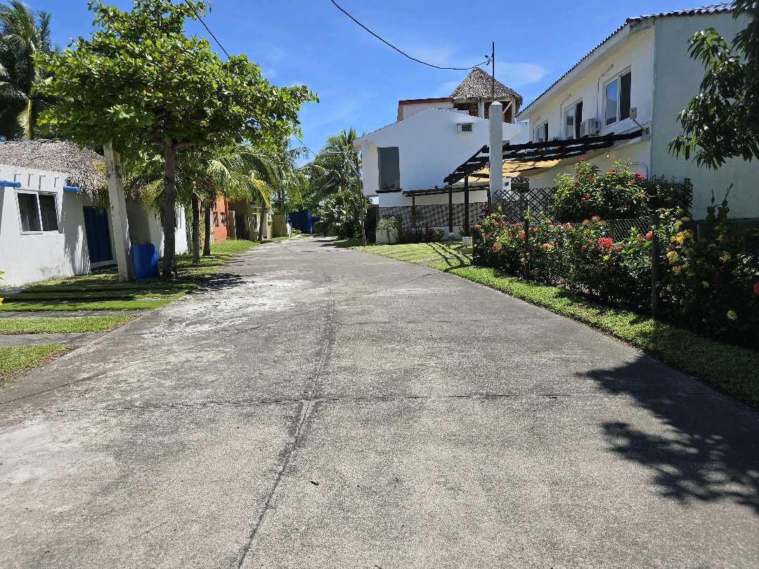 CASA DE PLAYA EN VENTA, Carr. a Monterrico km 5.2 - Miniatura 30