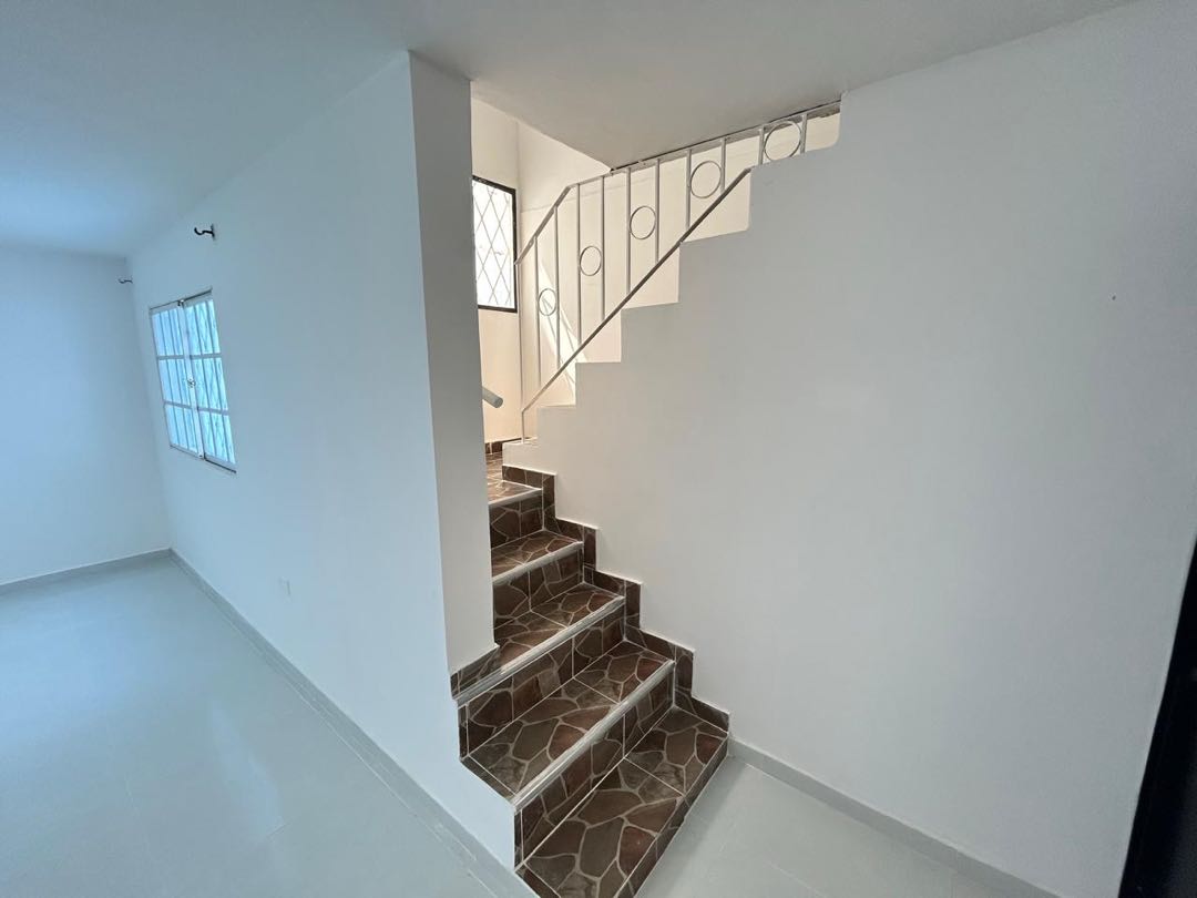 Casa duplex en arriendo - Chiquinquira - Barranquilla