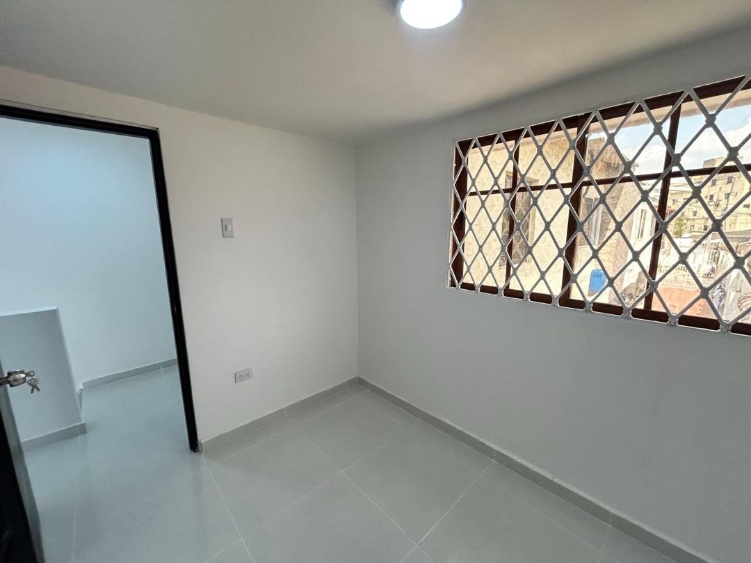 Casa duplex en arriendo - Chiquinquira - Barranquilla