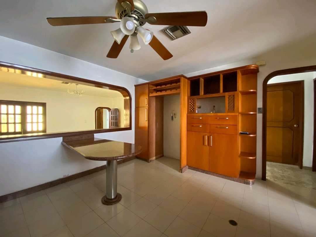 Casa en alquiler en Av. Principal de la Urb. Las Chimeneas HV-9784713 - Foto 9