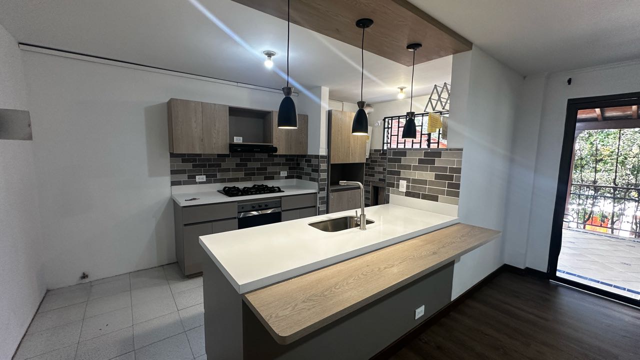 Casa en arriendo en el poblado