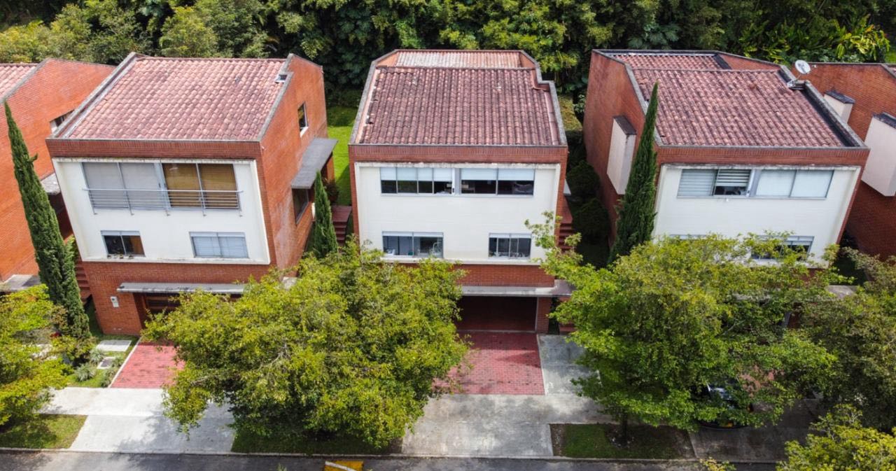 Casa en arriendo en envigado