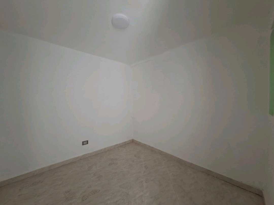 Casa en arriendo Envigado con garaje, cerca a Viva Envigado