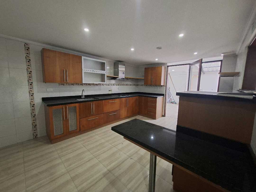 Casa en arriendo Envigado, ideal para oficina