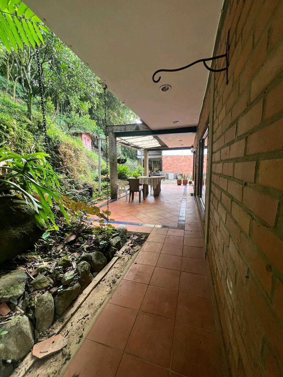 Casa en arriendo Escobero cerca al centro comercial Guadalcanal