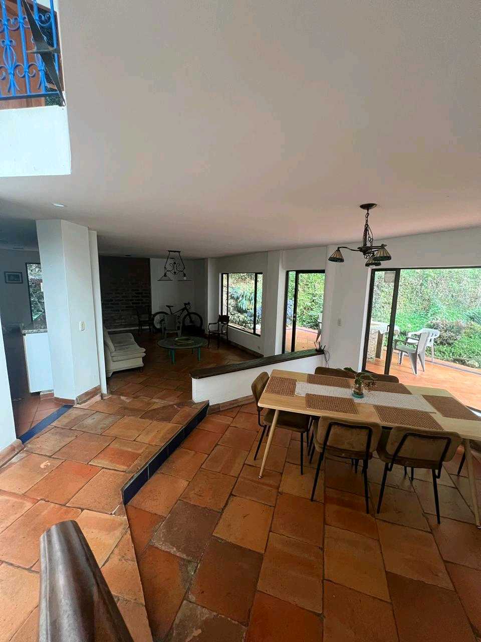 Casa en arriendo Escobero cerca al centro comercial Guadalcanal