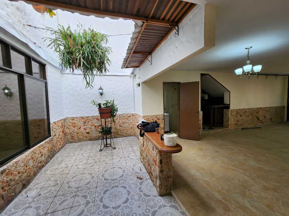 Casa en arriendo estadio