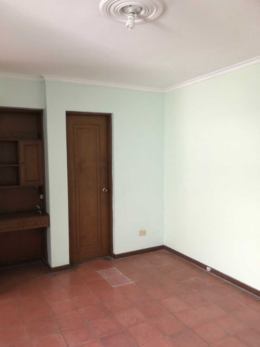 Casa en arriendo Laureles para oficina o arriendo 328mts2