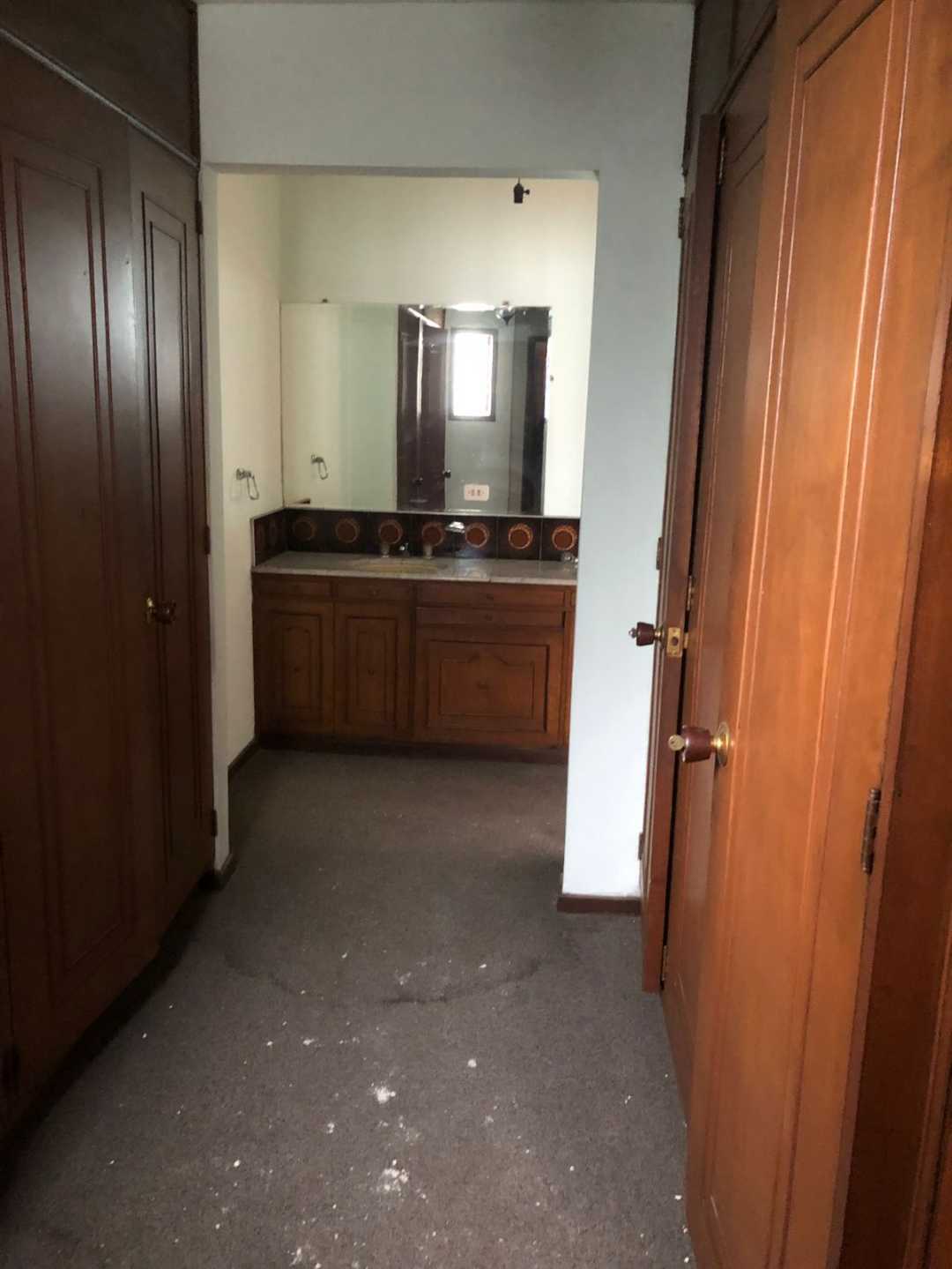 Casa en arriendo Laureles para oficina o arriendo 328mts2