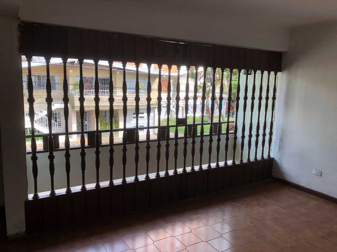 Casa en arriendo Laureles para oficina o arriendo 328mts2