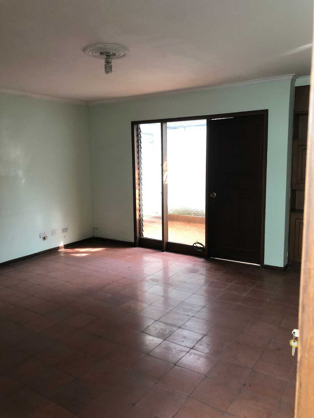 Casa en arriendo Laureles para oficina o arriendo 328mts2