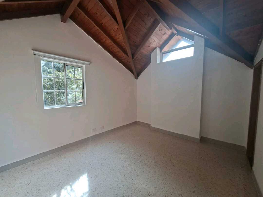 Casa en arriendo Poblado Castropol STCN