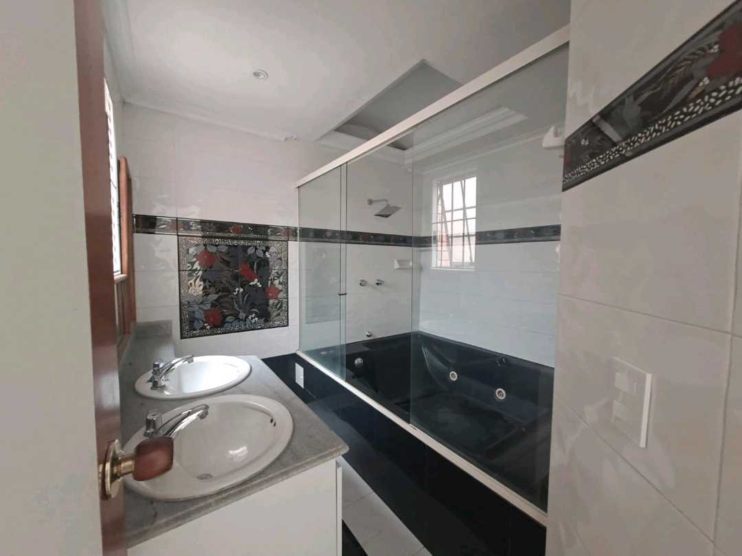 Casa en arriendo Poblado Castropol STCN
