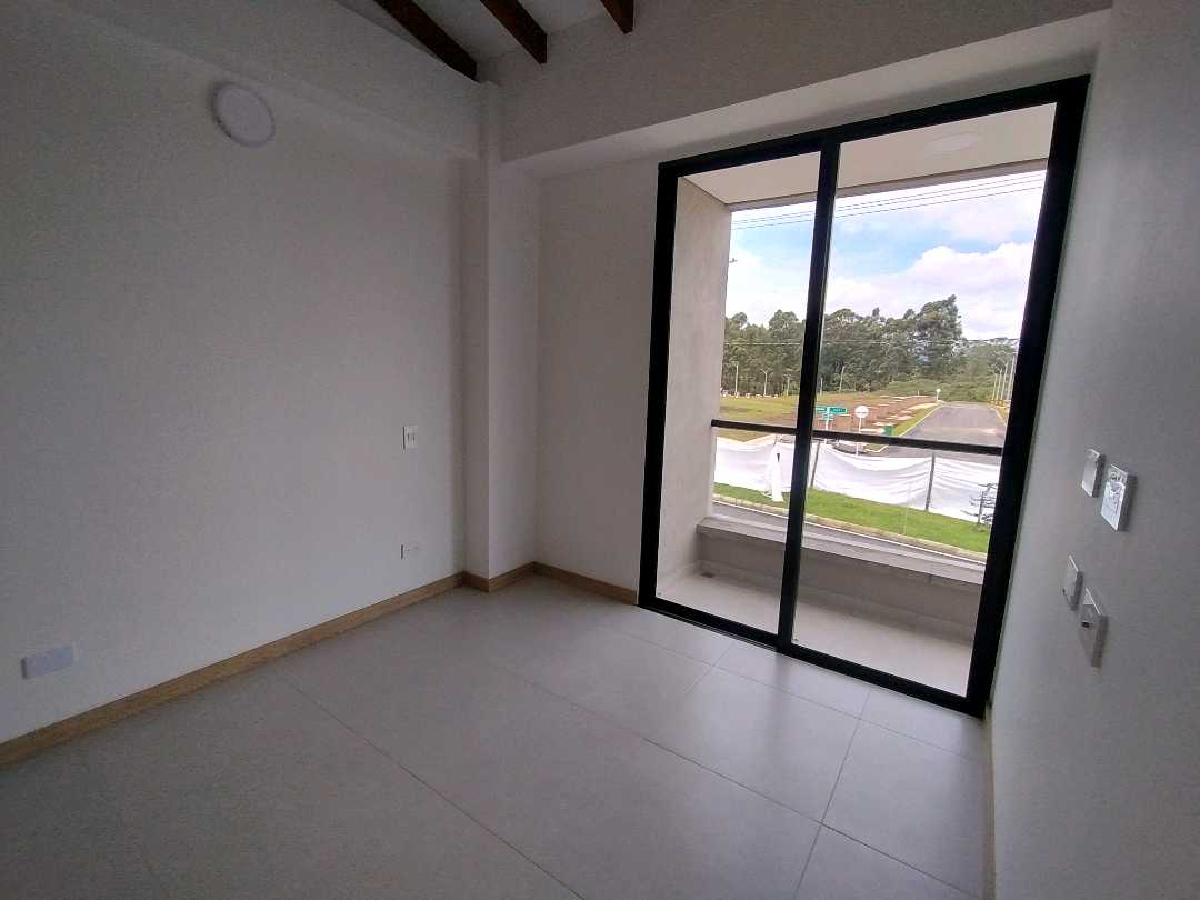 Miniatura 15