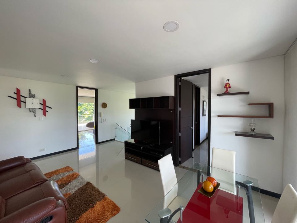 CASA EN BOSQUES DE LA VIGA PANCE CALI