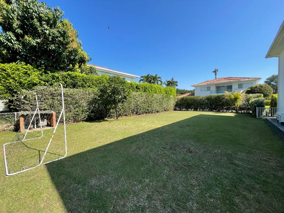 CASA EN BOSQUES DE LA VIGA PANCE CALI