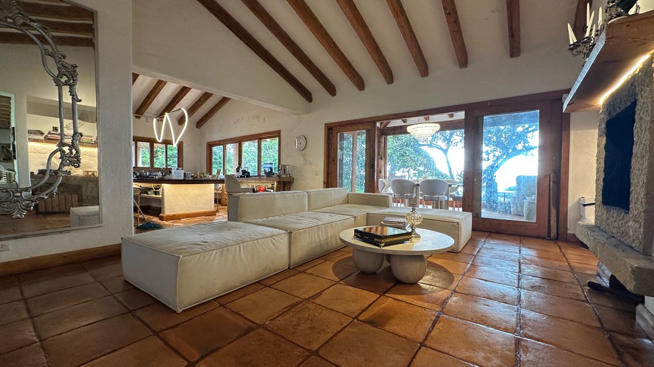 Casa en el alto de las palmas en arriendo