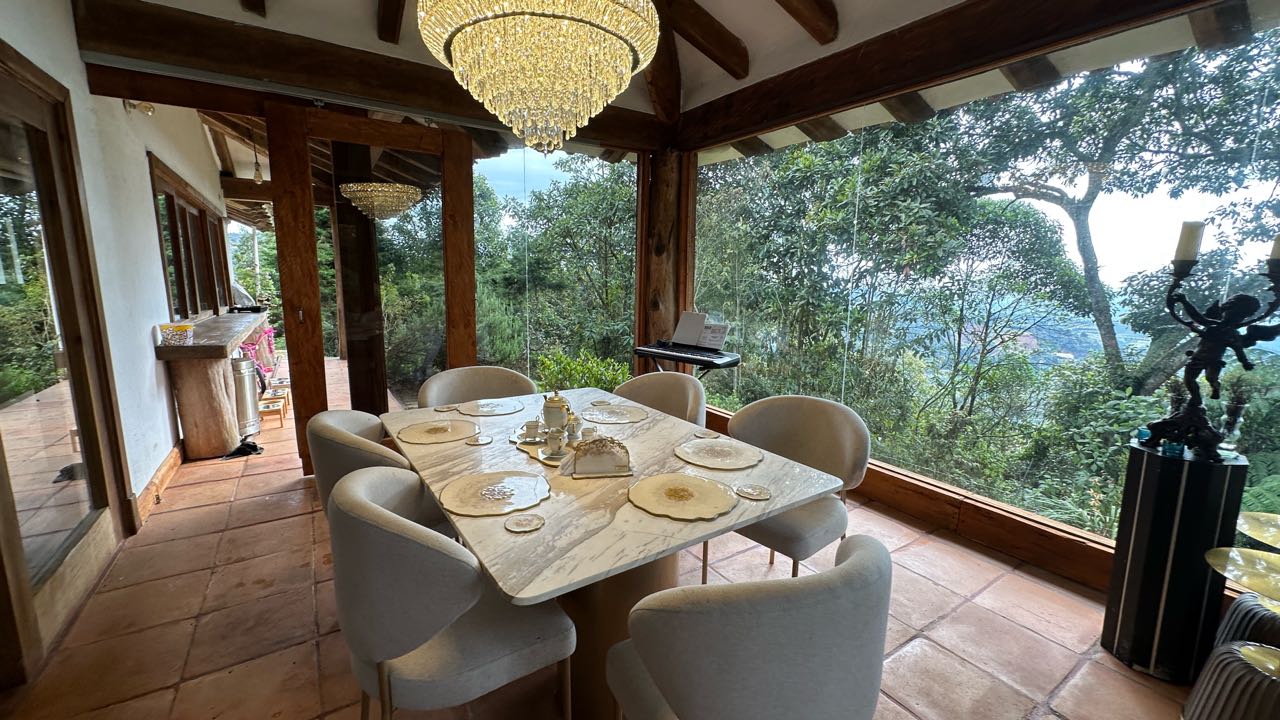Casa en el alto de las palmas en arriendo