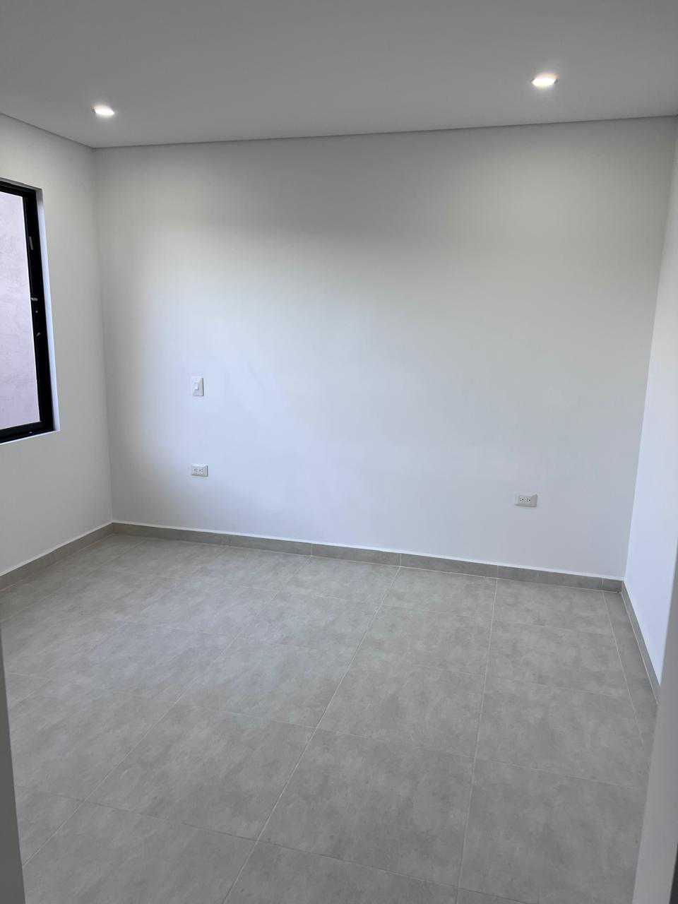 CASA EN LA CEJA — foto 2 de 25