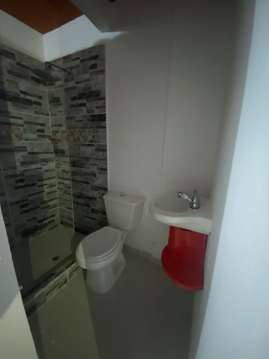 CASA EN VENTA AL ORIENTE DE CALI BARRIO VALLE GRANDE