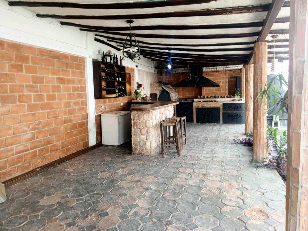 Casa con parcela en venta urb cafetal naguanagua MS-9722511 - Foto 10