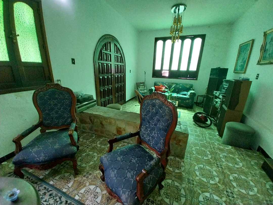 Casa en venta en Lomas del Este Valencia MC-9774479 - Foto 5