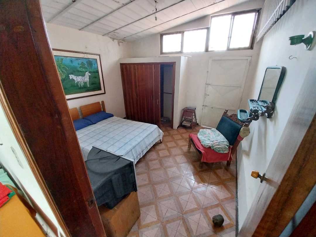 Casa en venta en Lomas del Este Valencia MC-9774479 - Foto 8